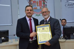 Vereador Toninho Barba recebe título de cidadão são-roquense na Câmara Municipal